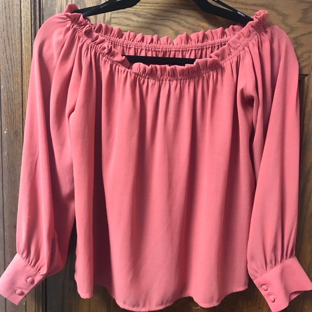 Off the shoulder pink blouse!